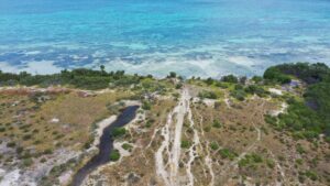 Cristo Park es una intervención urbana de 1.5 kilómetros que integra infraestructura sanitaria, paisaje y espacios públicos en la zona norte del Distrito Nacional en Santo Domingo.