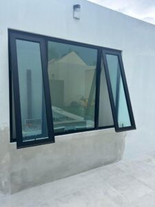 Instalar cristales de seguridad brinda tranquilidad durante los meses más activos del año.