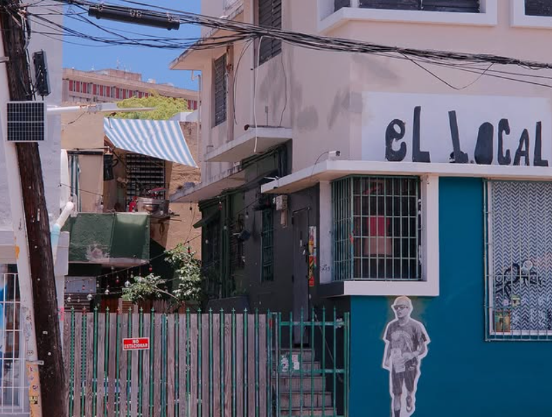 El rol de la fotografia en la arquitectura EL LOCAL
